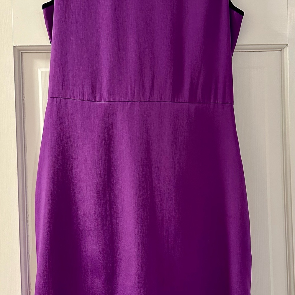 Elegant Purple Mini Sheath Dress with Scoop Neck